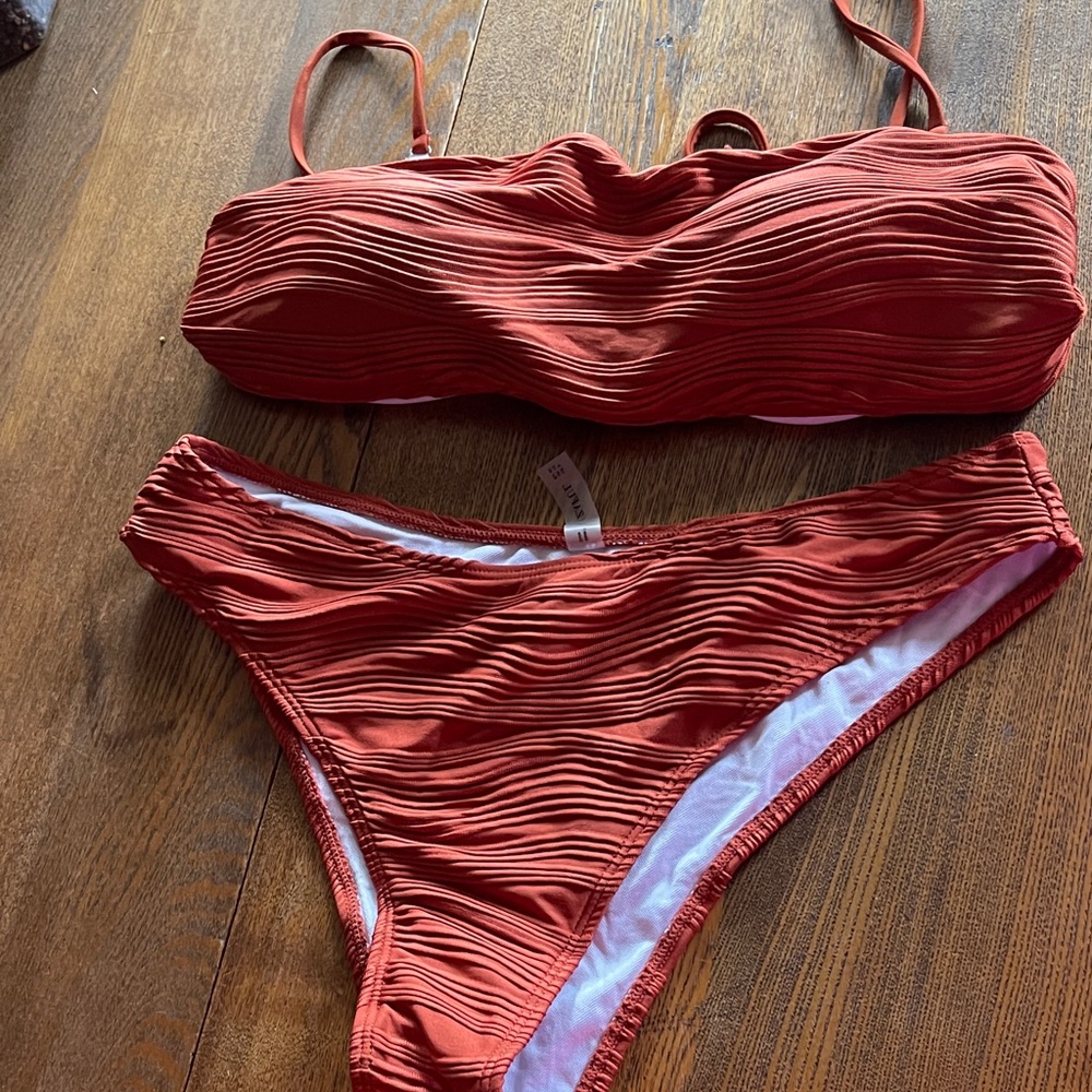 NWOT Zaful Textured Rust Bikini Set Large Bathing Suit Swimsuit